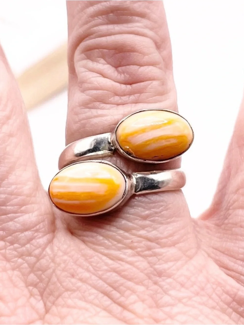 Size 9 Spiney Oyster bypass 925 sterling  Silver Ring